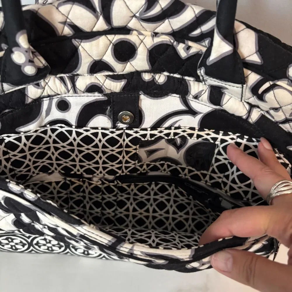 Vera Bradley Metropolitan Night & Day Laptop Diaper Bag Black White Full Zip